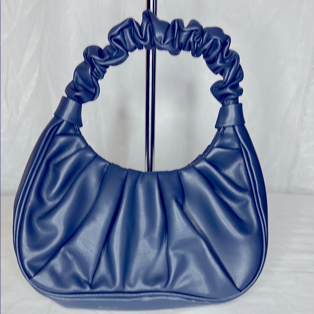 TIME AND TRU slate gray faux leather scrunchie shoulder handbag.